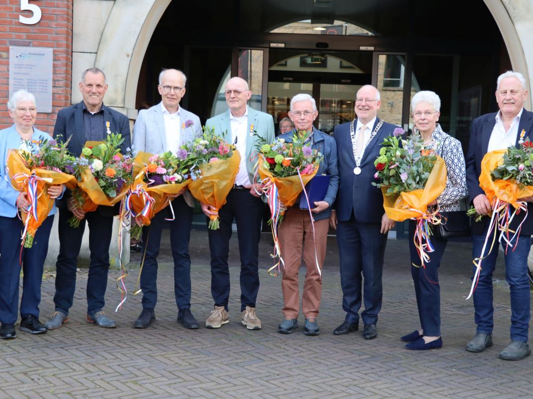 Lintjesregen 2024 Gemeente Dinkelland lintjesregen-2024-gemeente-dinkelland